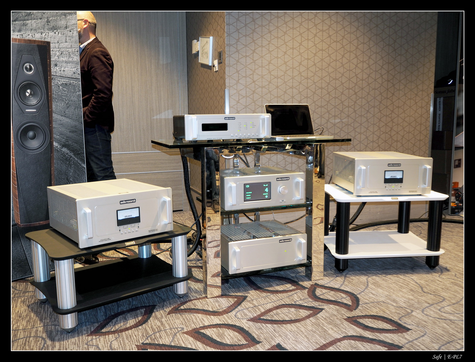 2016   11   Salon Hifi Paris   11